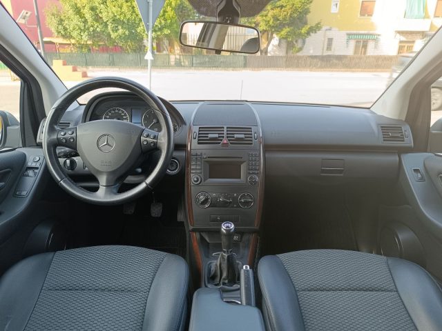 MERCEDES-BENZ A 150 usata 54