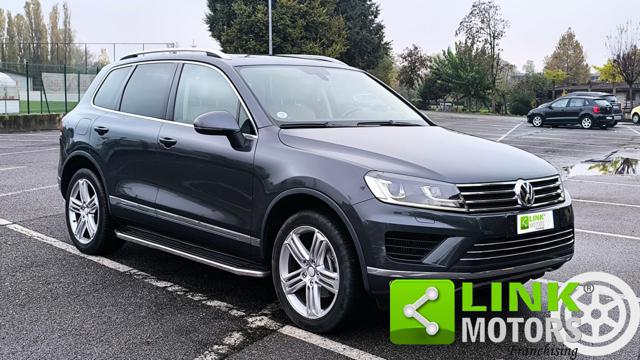 VOLKSWAGEN Touareg usata, con Fari Xenon