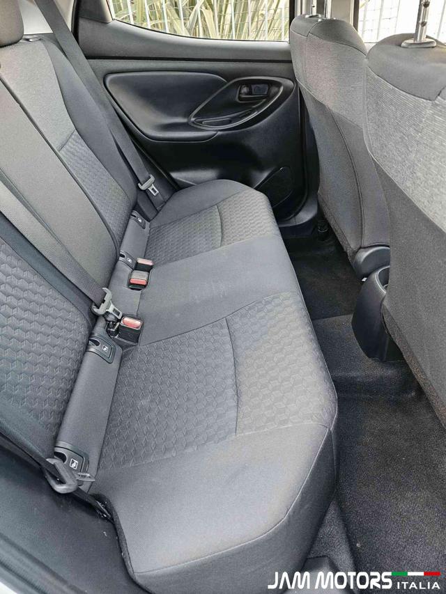 TOYOTA Yaris usata, con Autoradio digitale