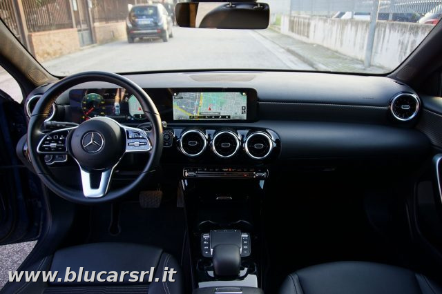 MERCEDES-BENZ A 180 usata, con Chiusura centralizzata