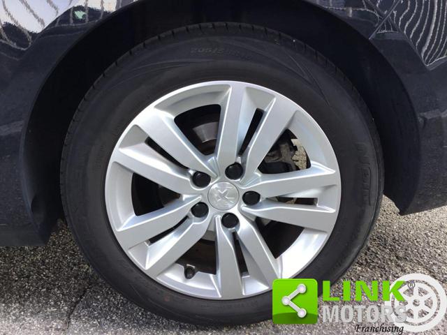 PEUGEOT 308 usata, con Lettore CD