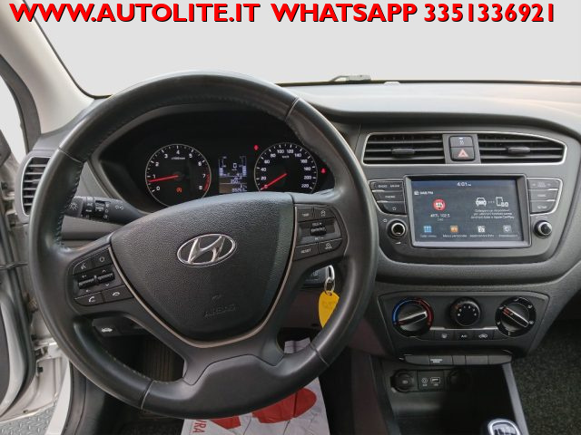 HYUNDAI i20 usata, con Chiusura centralizzata