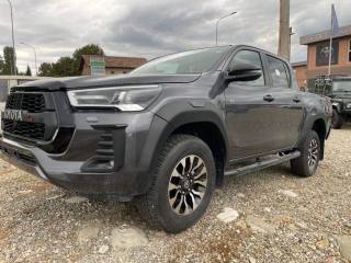 TOYOTA Hilux 2.8 D-4D A/T 4WD 4 porte Double Cab GR SPORT