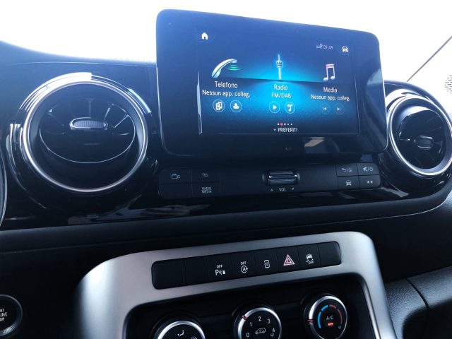 MERCEDES-BENZ T 160 usata, con Isofix