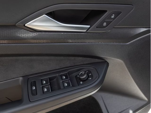 VOLKSWAGEN Golf usata, con Sedili sportivi