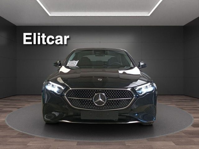 MERCEDES-BENZ E 220 usata, con Airbag