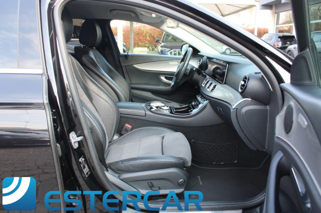 MERCEDES-BENZ E 220 usata, con Fari Xenon