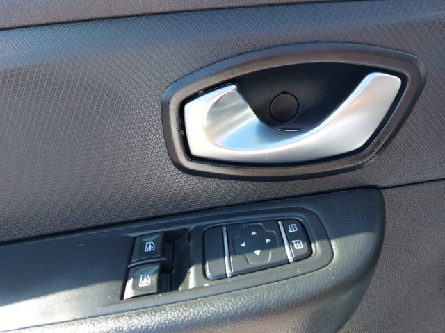 RENAULT Clio usata, con Cruise Control