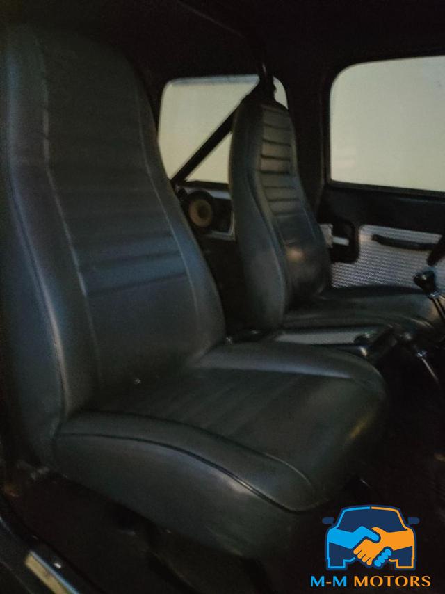 JEEP CJ-7 usata 13