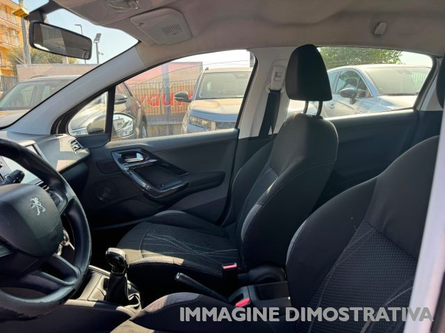 PEUGEOT 208 usata, con Fendinebbia