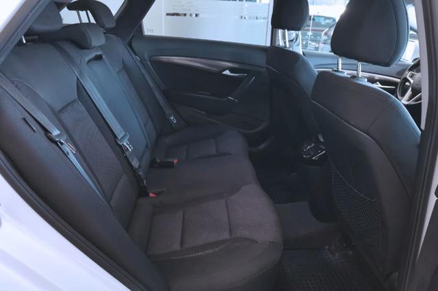 HYUNDAI i40 usata, con Autoradio