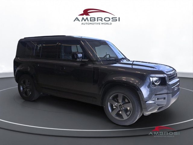 LAND ROVER Defender usata 1