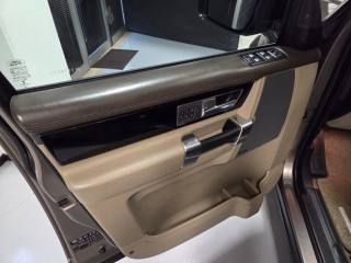 LAND ROVER Discovery usata, con Volante multifunzione