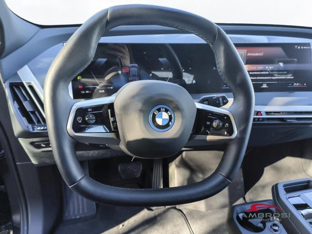 BMW iX usata 12
