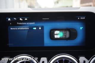 MERCEDES-BENZ GLA 200 usata, con Telecamera per parcheggio assistito