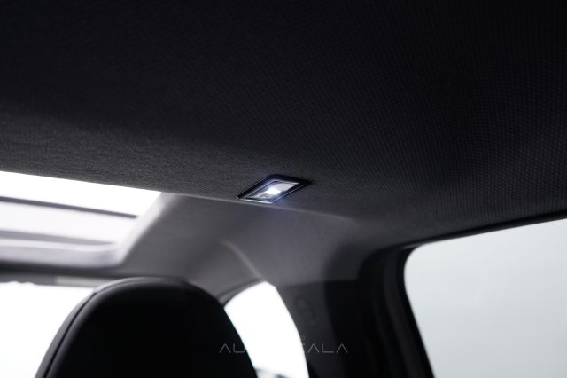 JEEP Avenger usata, con Sensore di luce