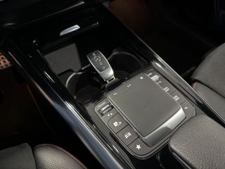 MERCEDES-BENZ GLA 200 usata, con Controllo automatico clima