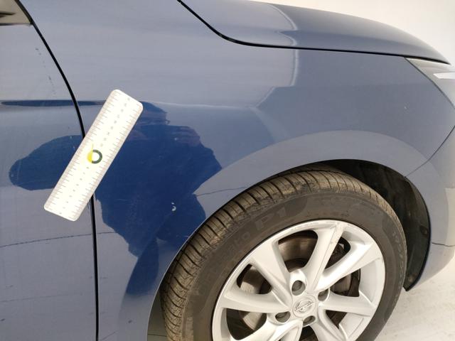 OPEL Corsa usata, con Airbag testa