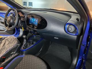 TOYOTA Aygo X usata, con USB