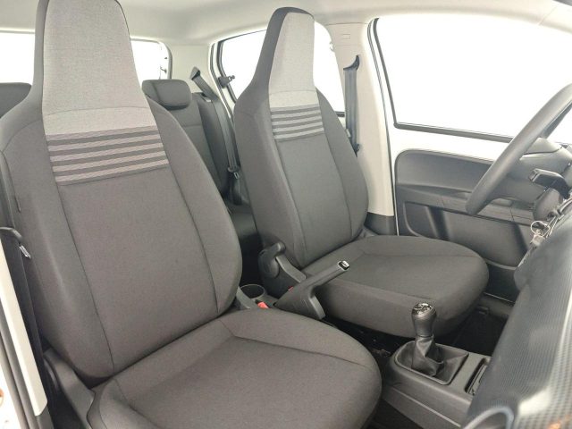 VOLKSWAGEN up! usata, con Fendinebbia