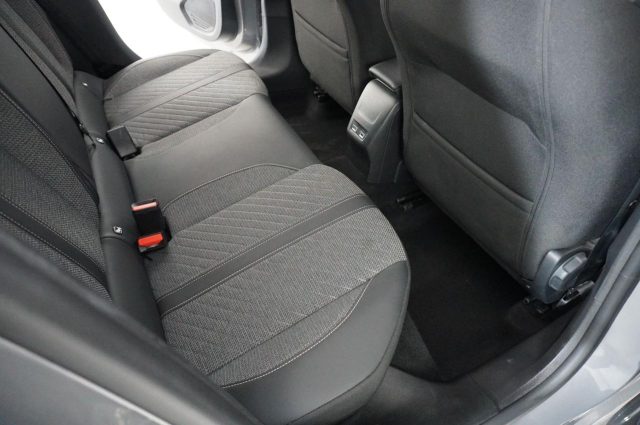 PEUGEOT 208 usata, con Controllo automatico clima