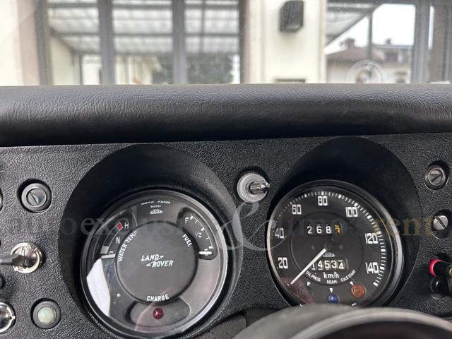 LAND ROVER Defender usata 7