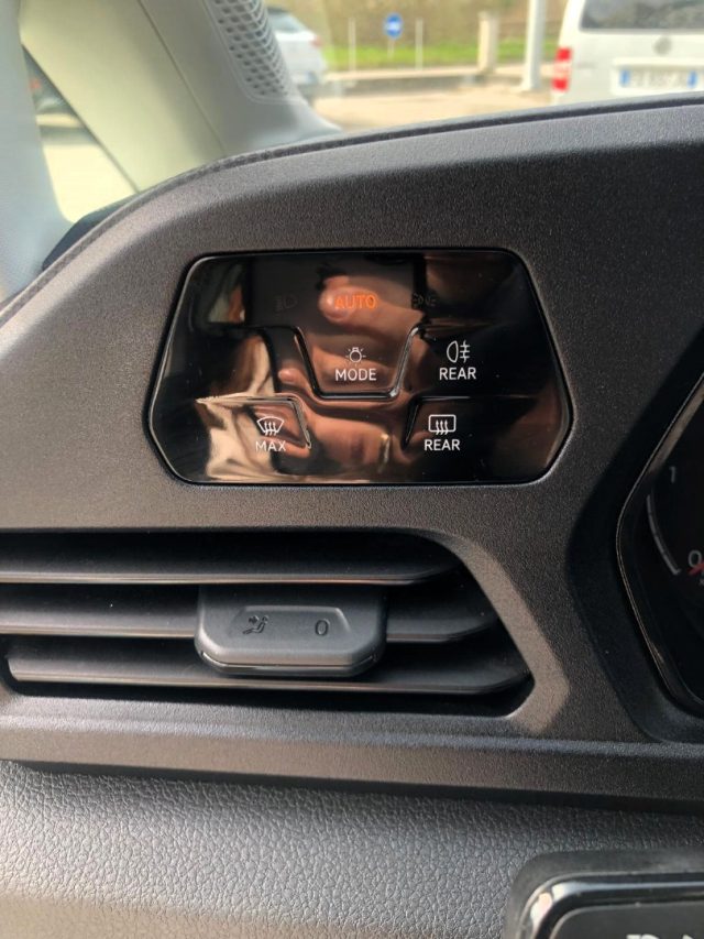 VOLKSWAGEN Caddy usata, con Touch screen