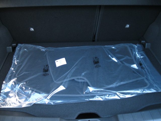 JEEP Avenger usata, con Controllo automatico clima