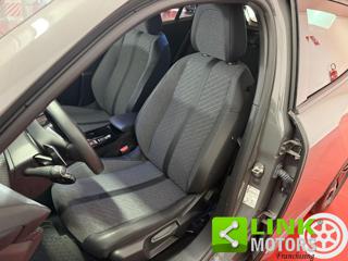 PEUGEOT 2008 usata, con Controllo automatico clima