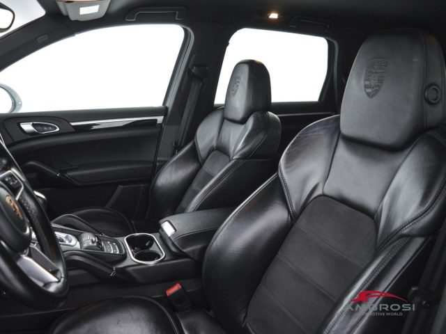 PORSCHE Cayenne usata 8