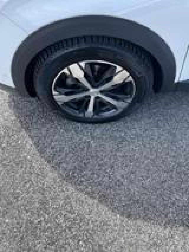 PEUGEOT 3008 usata, con Chiusura centralizzata