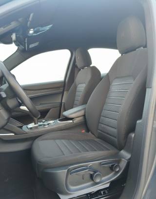 ALFA ROMEO Stelvio usata, con Cronologia tagliandi