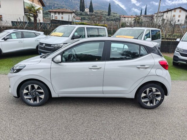 HYUNDAI i10 usata, con Airbag