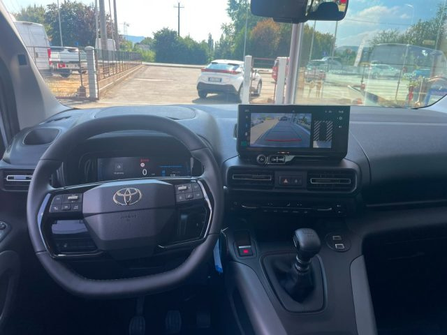 TOYOTA Proace City Verso usata, con Fari LED