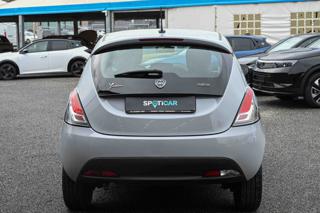 LANCIA Ypsilon usata, con Autoradio