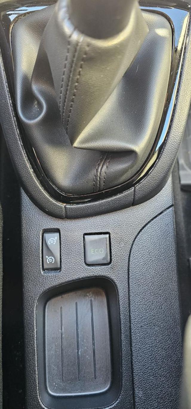 RENAULT Clio usata, con Servosterzo