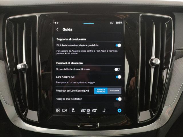 VOLVO V60 usata, con Touch screen