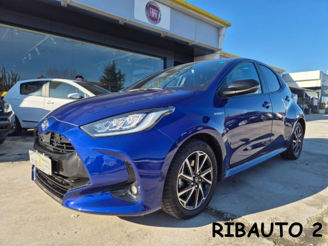 TOYOTA Yaris usata, con Bracciolo