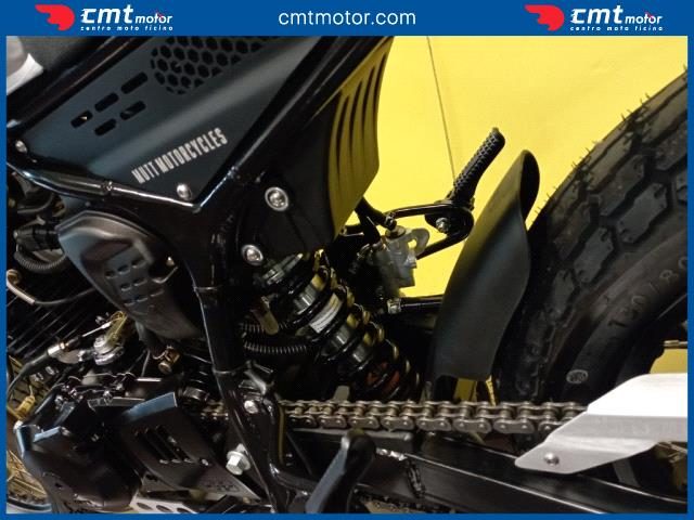 OTHERS-ANDERE OTHERS-ANDERE usata 14