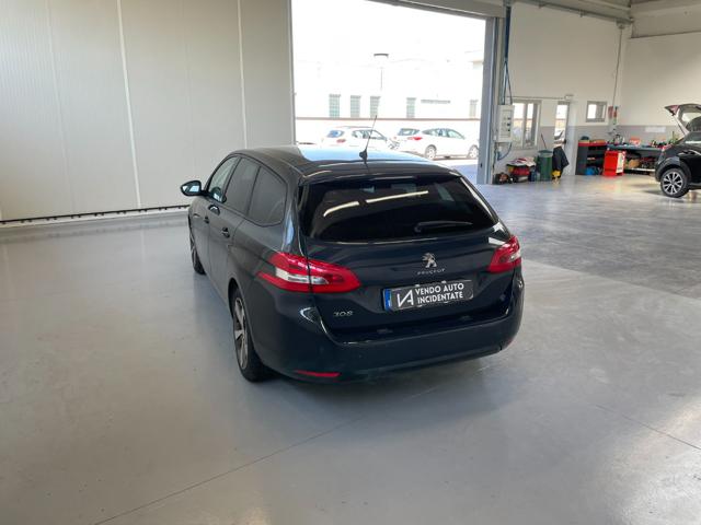 PEUGEOT 308 usata, con Alzacristalli elettrici