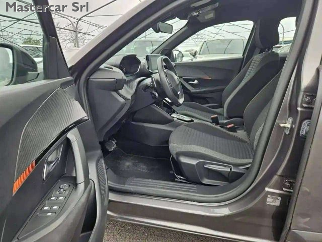 PEUGEOT 2008 usata, con Chiusura centralizzata