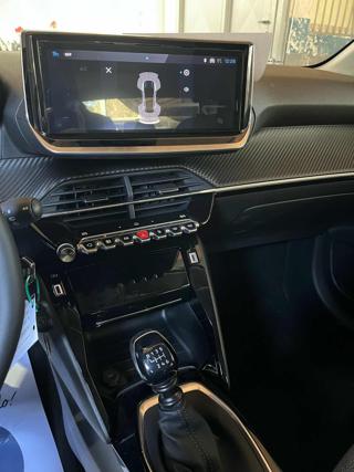PEUGEOT 208 usata, con Autoradio