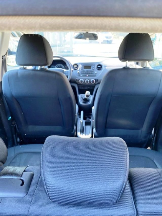 HYUNDAI i10 usata, con Chiusura centralizzata