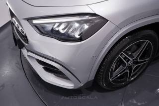 MERCEDES-BENZ GLA 200 usata 38