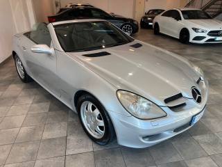 MERCEDES-BENZ SLK 200 usata, con Fendinebbia