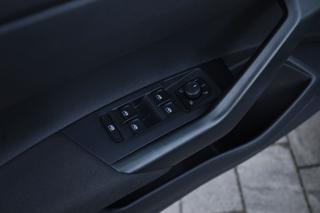 VOLKSWAGEN Taigo usata, con Sensori di parcheggio anteriori