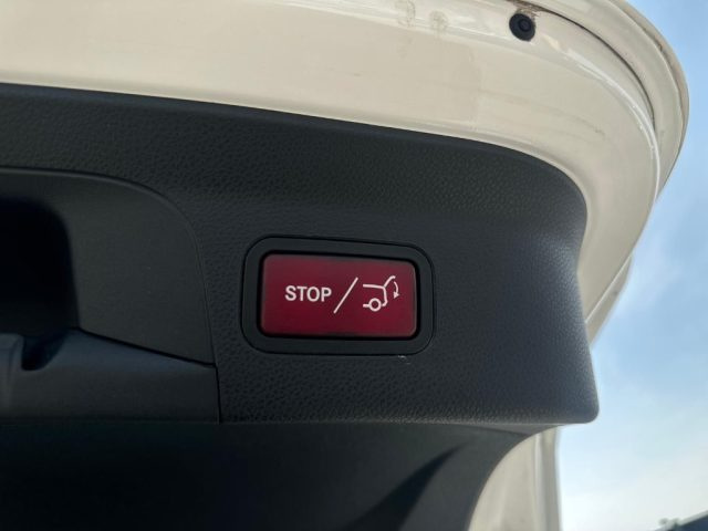 MERCEDES-BENZ GLC 220 usata, con Airbag testa