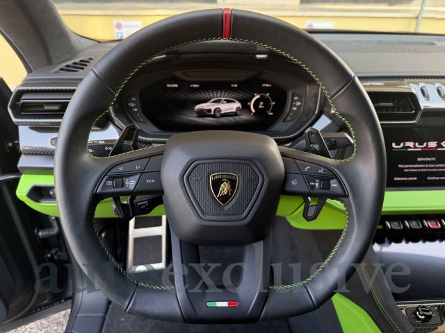 LAMBORGHINI Urus usata, con Cruise Control