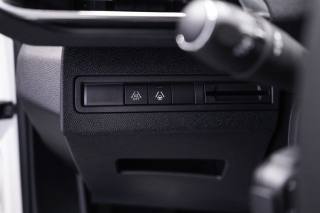 PEUGEOT 3008 usata, con Touch screen