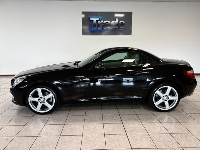 MERCEDES-BENZ SLK 200 usata, con Airbag